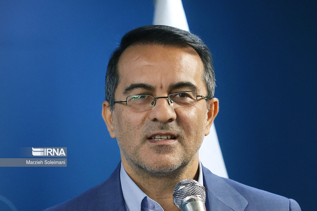 پیشنهاد وزیر نیرو برای جلو انداختن تاریخ آغاز ساعات اداری کارمندان