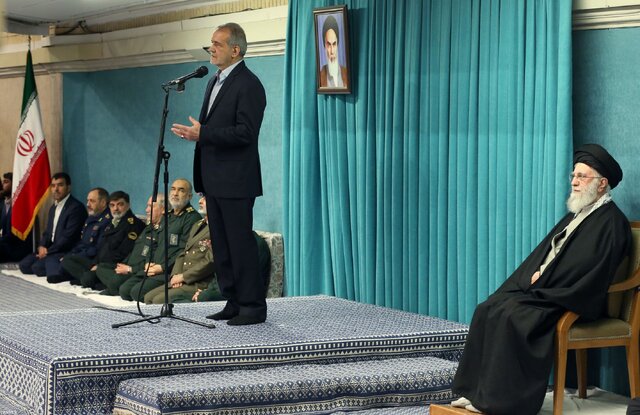 پزشکیان: نباید در برابر تهدید دشمن جاخالی کنیم