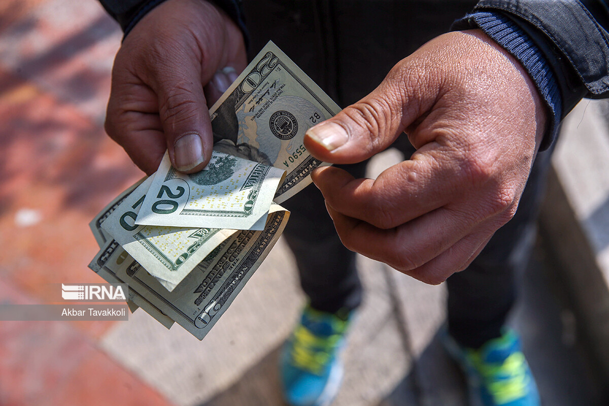 واکنش مثبت بازار ارز به تصویب لوایح FATF