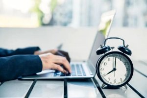 واکنش دولت به تصویب نشدن فوریت لایحه تغییر ساعت