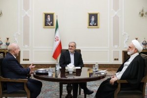 جزئیات اولین نشست مشترک سران سه قوه در سال ۱۴۰۴