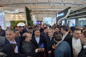 گشایش نمایشگاه صنعت نفت با حضور رییس جمهور