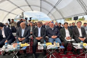 بهره برداری از ۲۹۶ مگاوات نیروگاه خورشیدی در خراسان رضوی