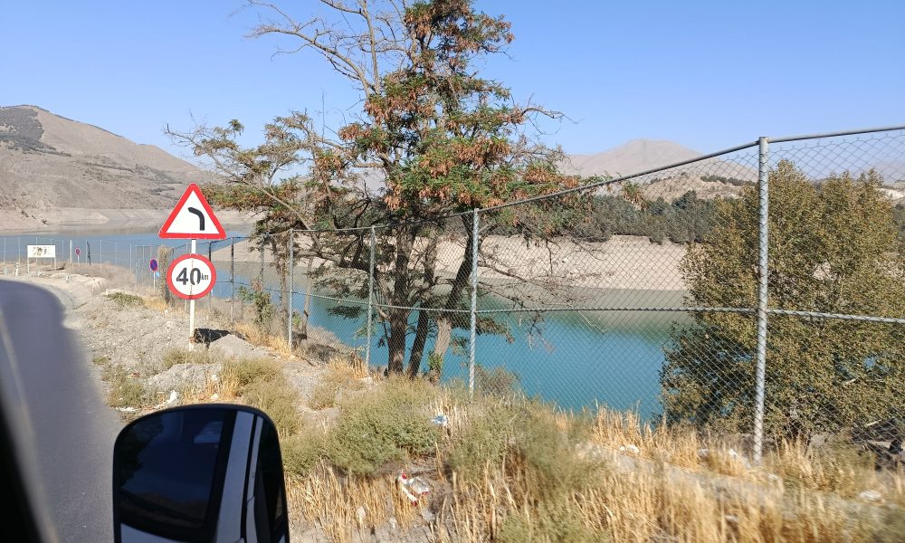گزارش تصویری از وضعیت مخزن رو به خشکی سد لتیان