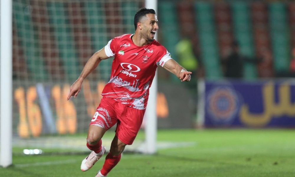 پیشنهاد سنگین سپاهان به مهاجم پرسپولیس!