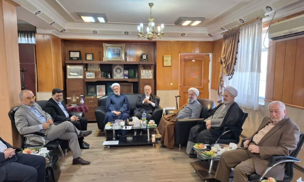جلسه مشترک هیأت امناء ، مدیره و علمی مؤسسه مهد قرآن برگزار شد
