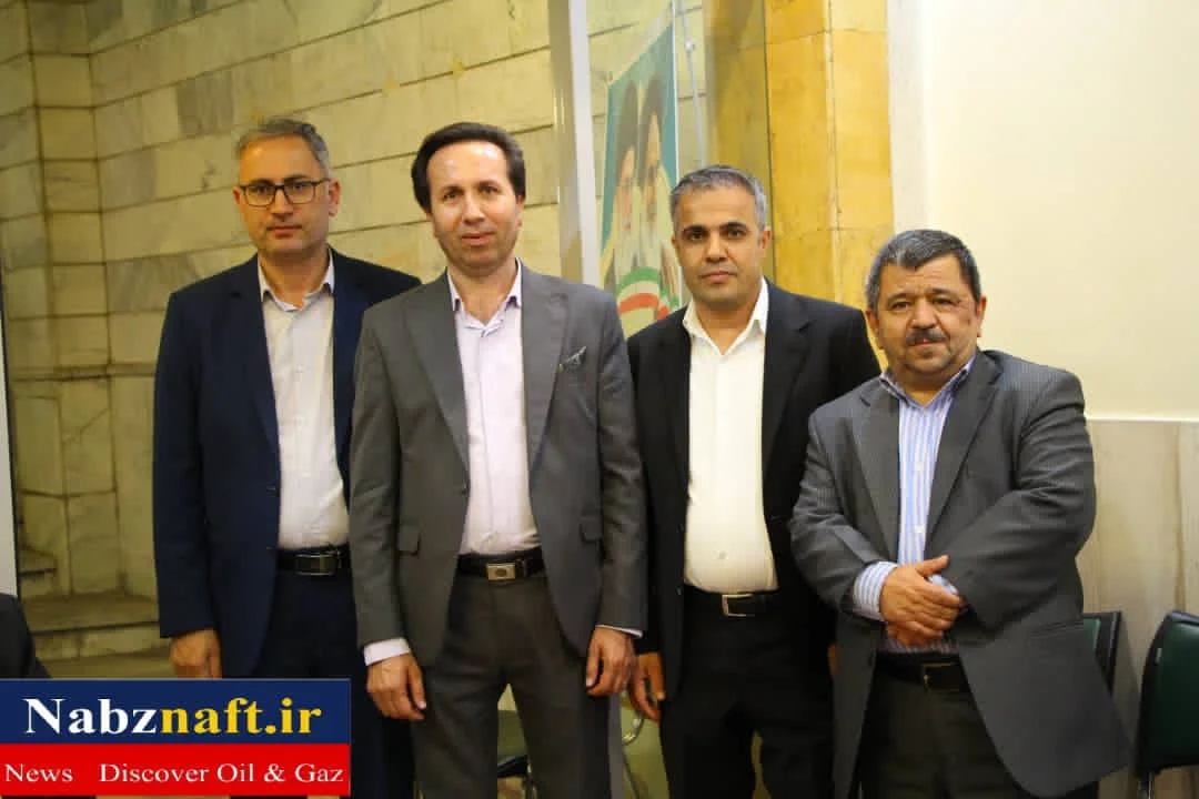 چتر انجمن هم افزایی اقوام کشور بر سر کارآفرینان و تولیدکنندگان