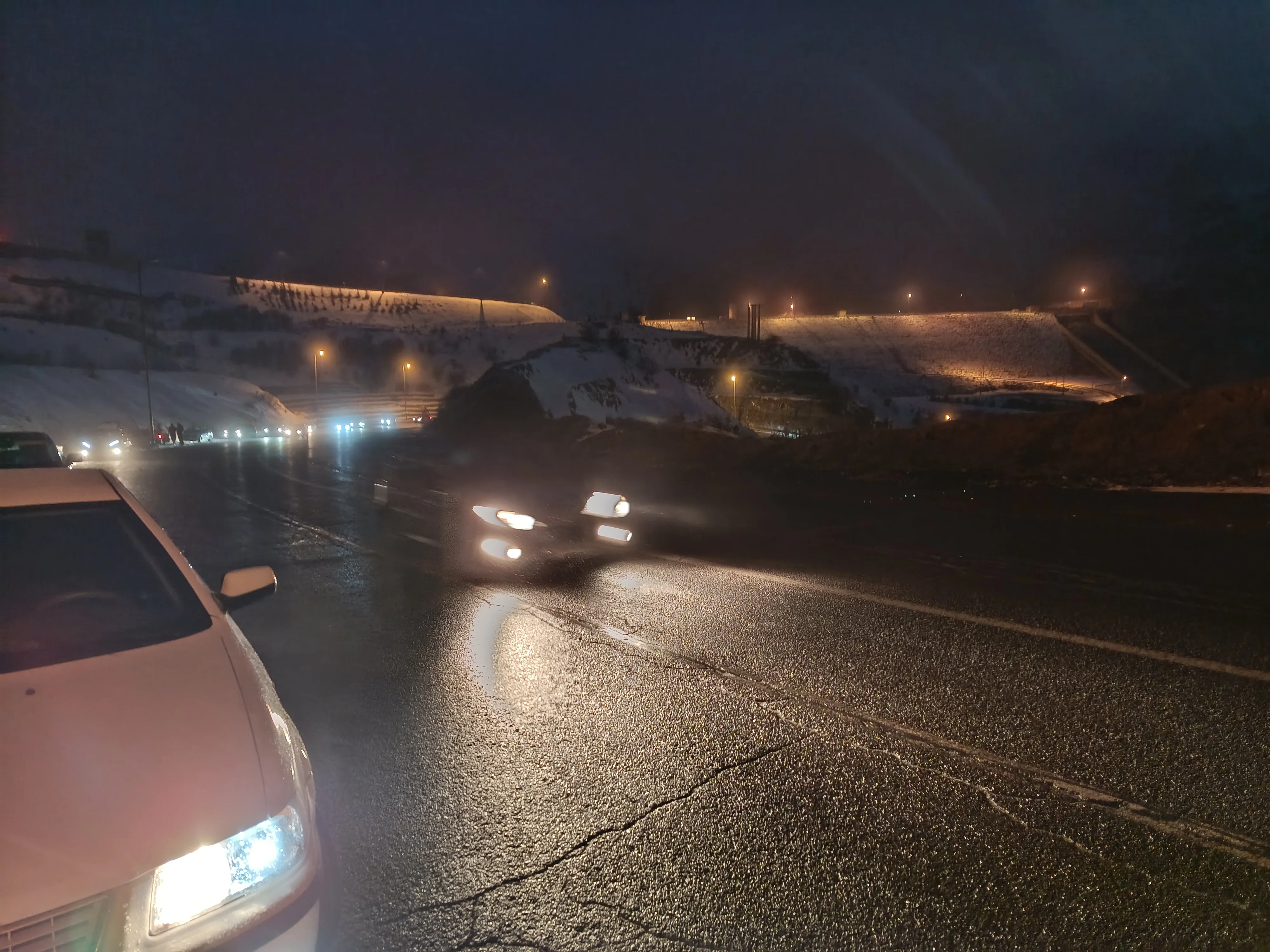 برف زمستانی در سیاه بیشه